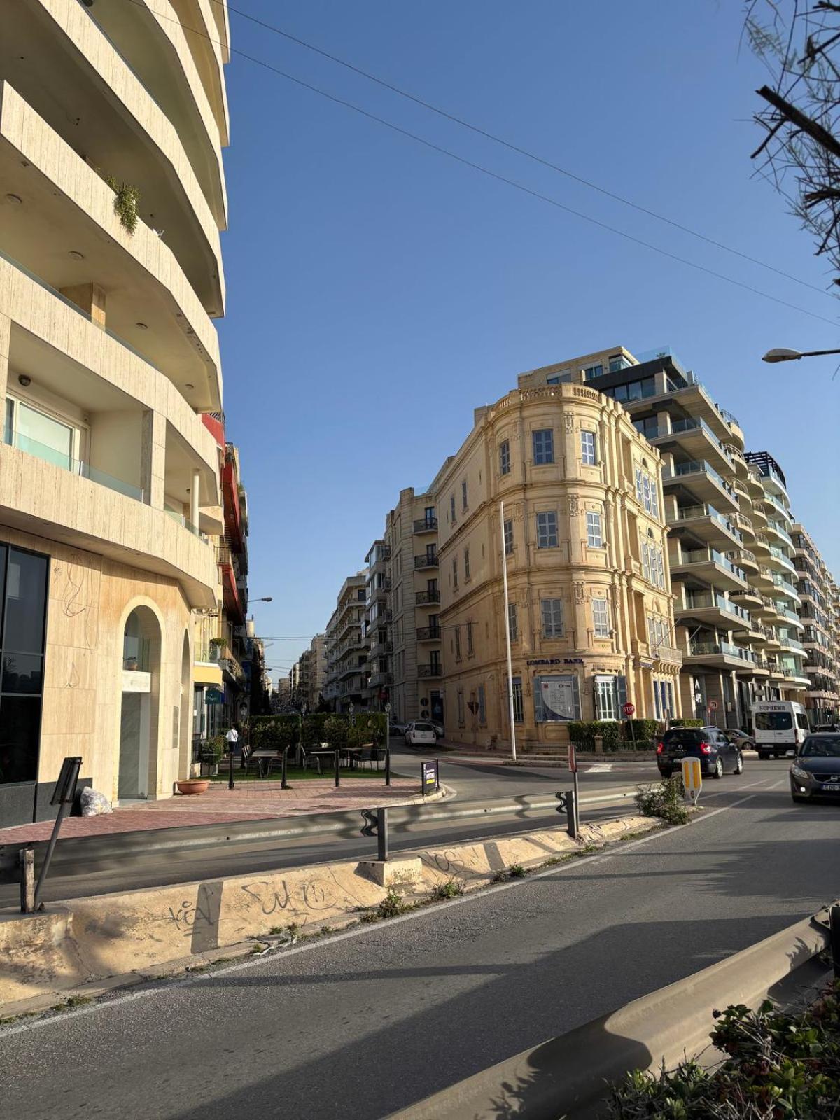 Apartman Zero55rooms 3-bed 3-bath With Sea Views *